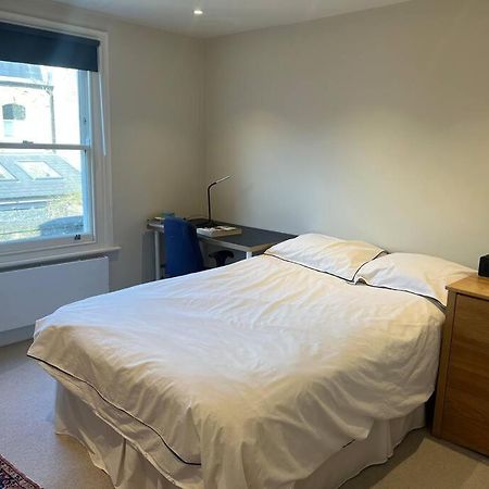 Four Bedroom Modern Victorian Wandsworth House London Eksteriør billede